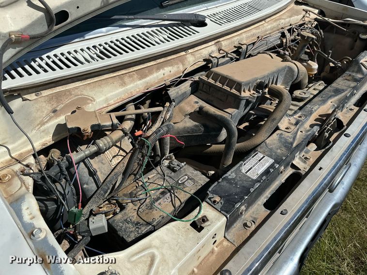 image for item DQ1471 1988 Ford Econoline  van