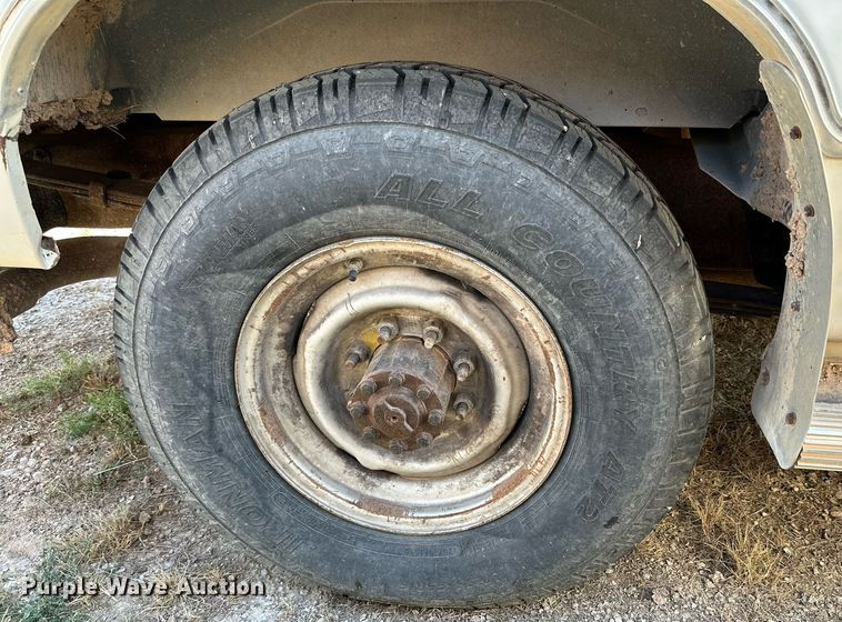 image for item DQ1471 1988 Ford Econoline  van