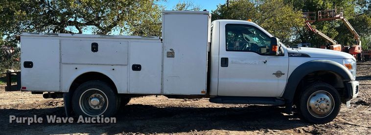 image for item DQ2233 2015 Ford F450 Super Duty  utility / service truck