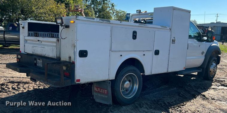 image for item DQ2233 2015 Ford F450 Super Duty  utility / service truck