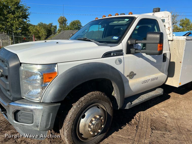 image for item DQ2233 2015 Ford F450 Super Duty  utility / service truck