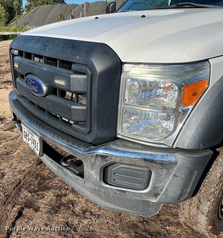 image for item DQ2233 2015 Ford F450 Super Duty  utility / service truck