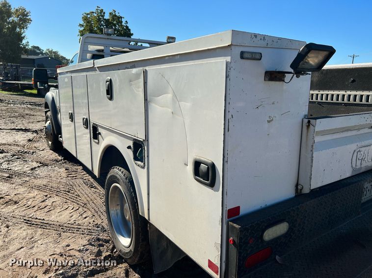 image for item DQ2233 2015 Ford F450 Super Duty  utility / service truck