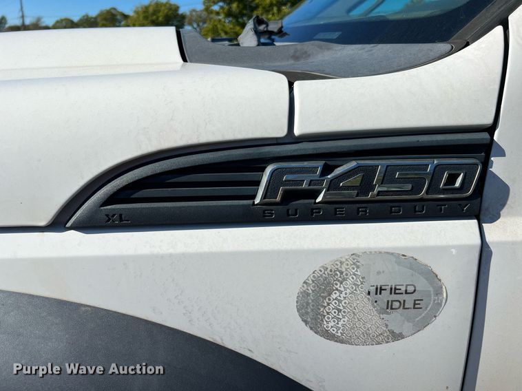 image for item DQ2233 2015 Ford F450 Super Duty  utility / service truck