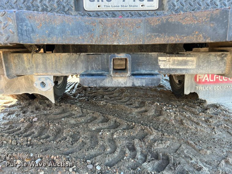 image for item DQ2233 2015 Ford F450 Super Duty  utility / service truck