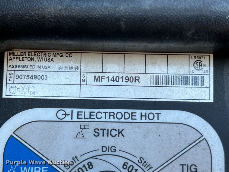 image for item DQ2233 2015 Ford F450 Super Duty  utility / service truck