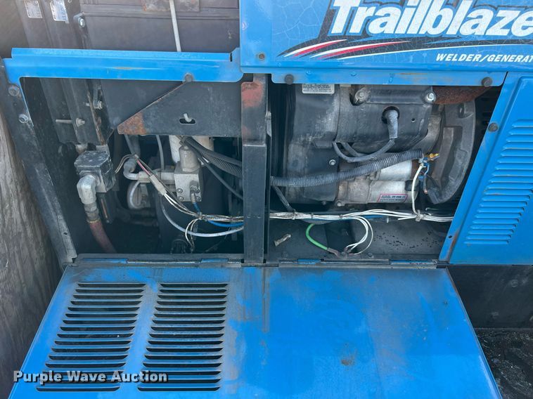 image for item DQ2233 2015 Ford F450 Super Duty  utility / service truck