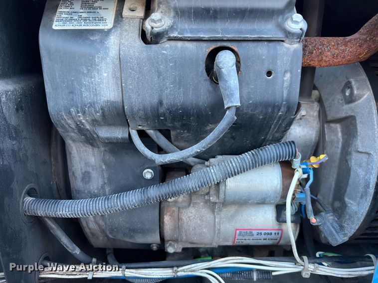 image for item DQ2233 2015 Ford F450 Super Duty  utility / service truck