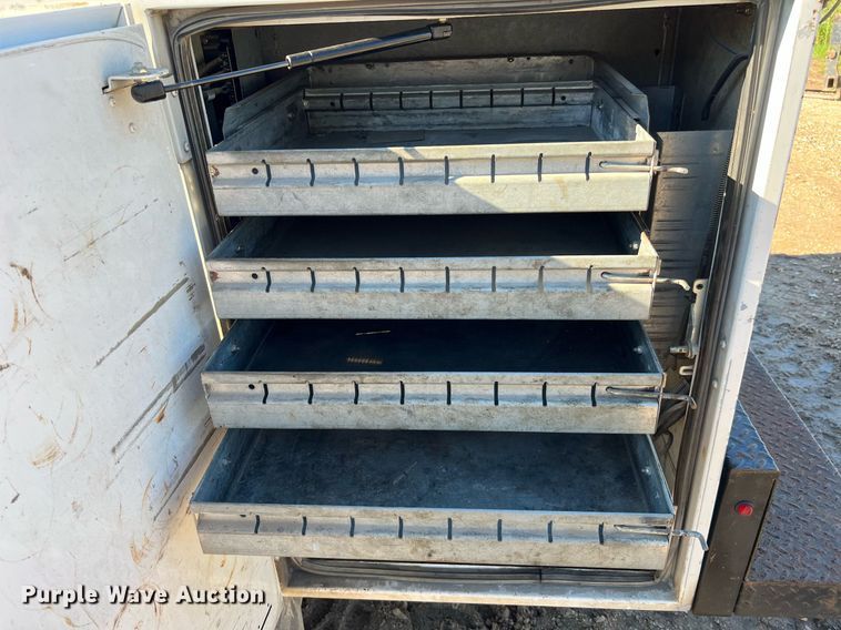 image for item DQ2233 2015 Ford F450 Super Duty  utility / service truck