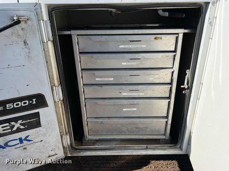 image for item DQ2233 2015 Ford F450 Super Duty  utility / service truck