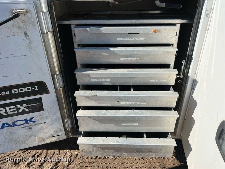 image for item DQ2233 2015 Ford F450 Super Duty  utility / service truck