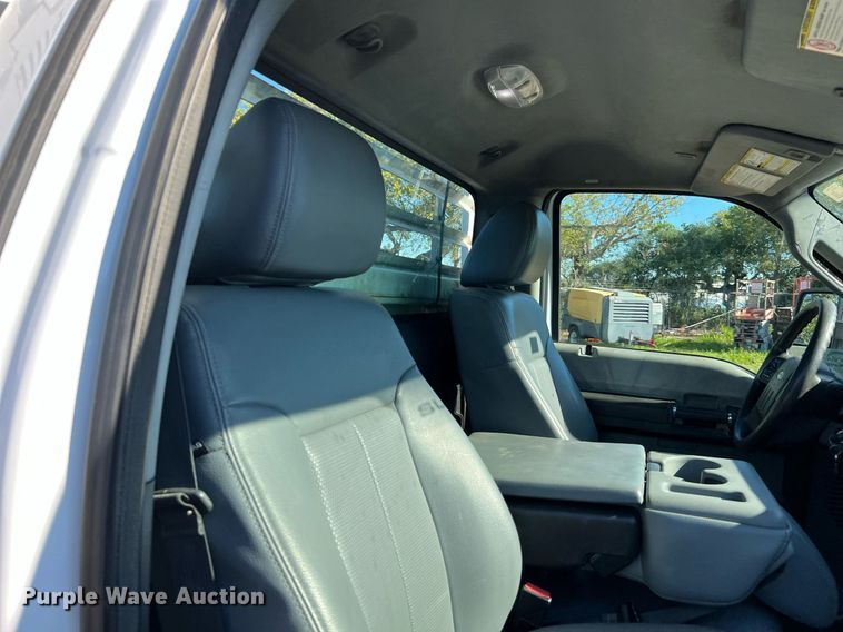 image for item DQ2233 2015 Ford F450 Super Duty  utility / service truck