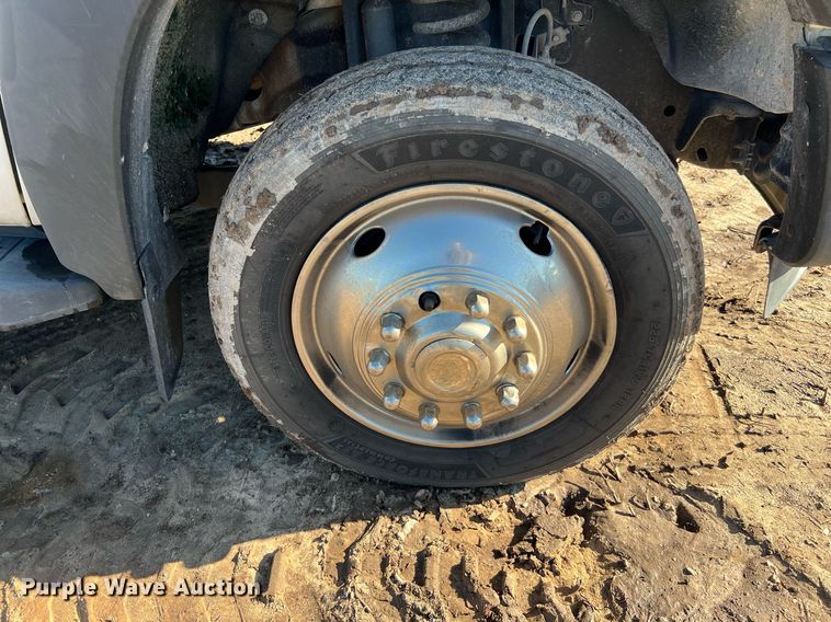 image for item DQ2233 2015 Ford F450 Super Duty  utility / service truck