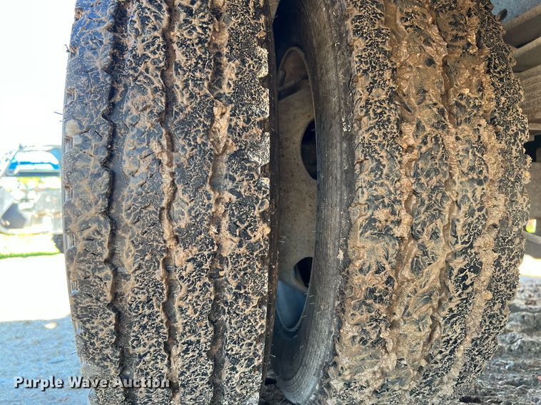 image for item DQ2233 2015 Ford F450 Super Duty  utility / service truck