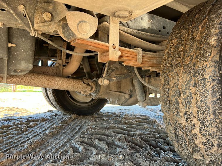 image for item DQ2233 2015 Ford F450 Super Duty  utility / service truck