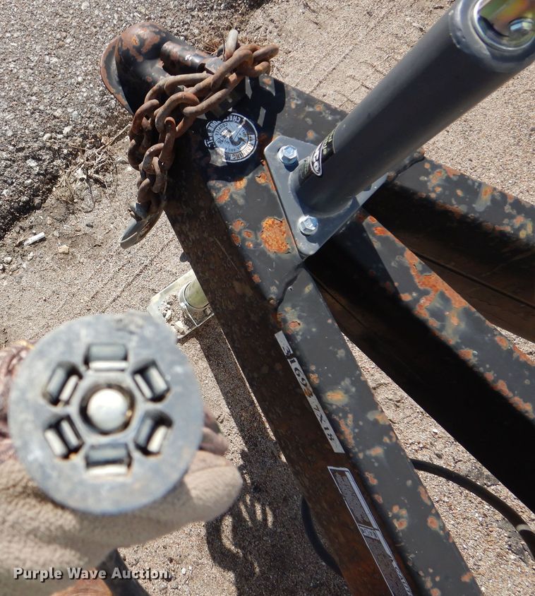 image for item DR5813 2011 Doolittle  enclosed cargo trailer