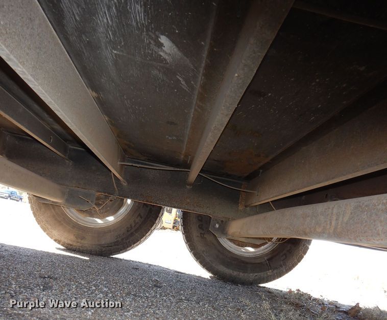 image for item DR5813 2011 Doolittle  enclosed cargo trailer