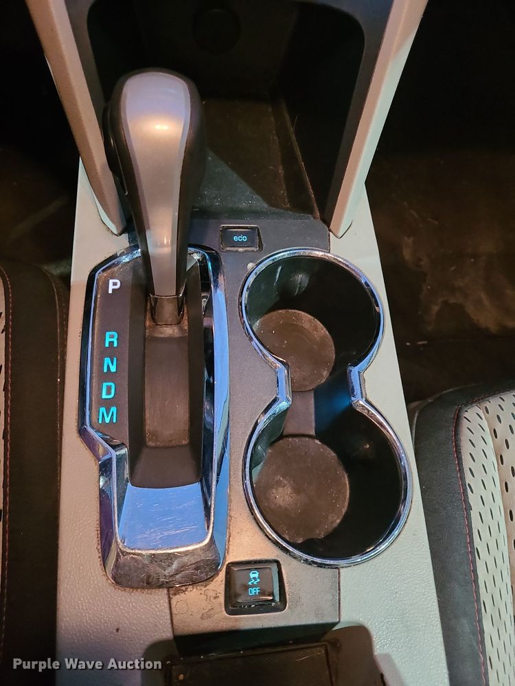 image for item DR5870 2011 Chevy Equinox  SUV