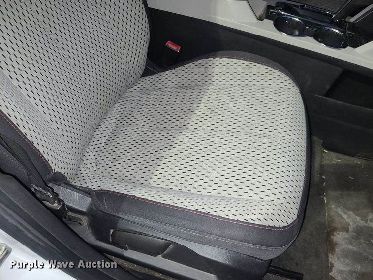 image for item DR5870 2011 Chevy Equinox  SUV