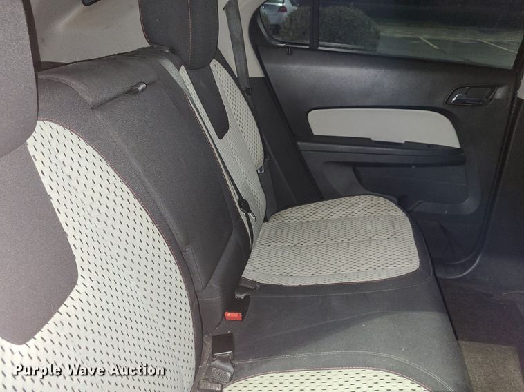 image for item DR5870 2011 Chevy Equinox  SUV