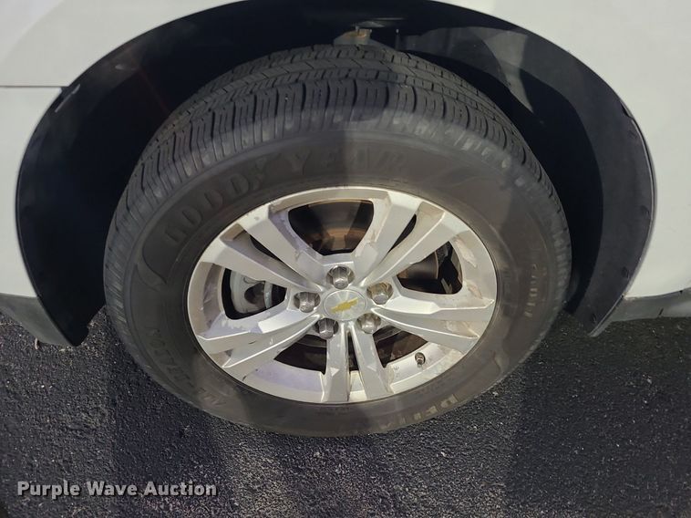 image for item DR5870 2011 Chevy Equinox  SUV