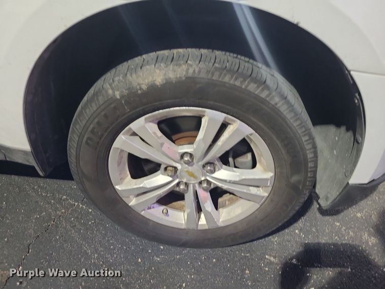 image for item DR5870 2011 Chevy Equinox  SUV