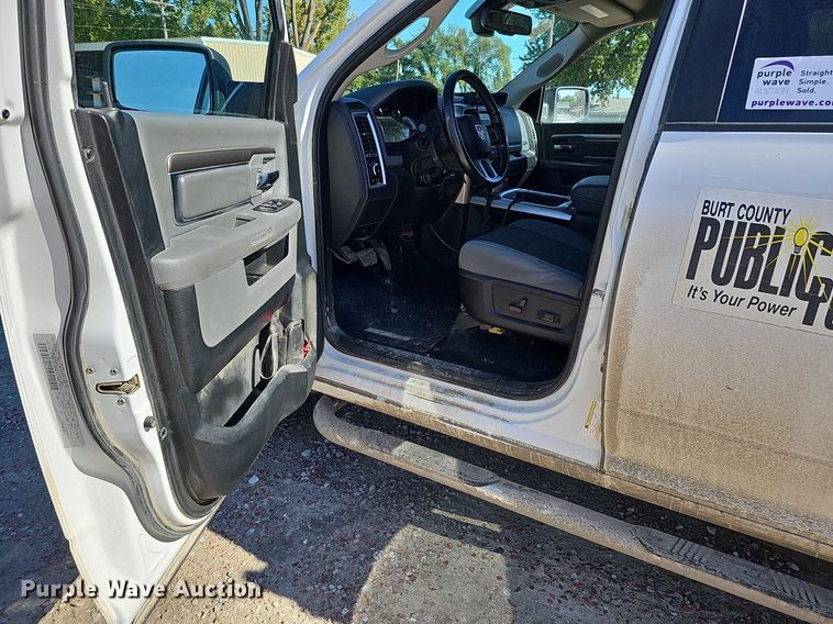 image for item DS5637 2018 Dodge Ram 1500  Crew Cab pickup truck