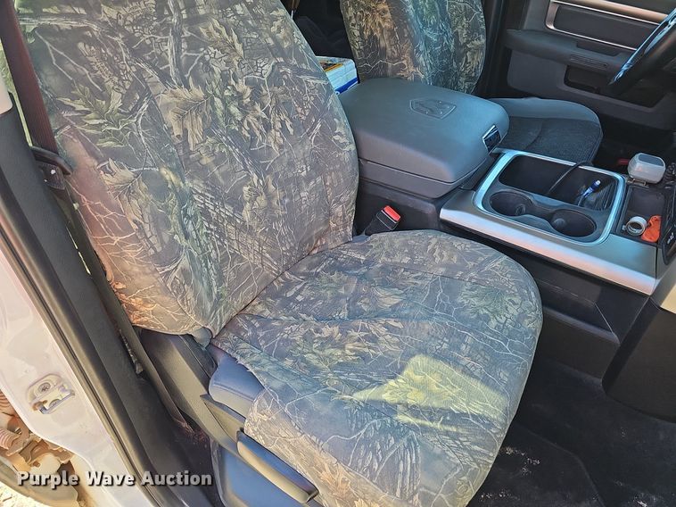 image for item DS5637 2018 Dodge Ram 1500  Crew Cab pickup truck