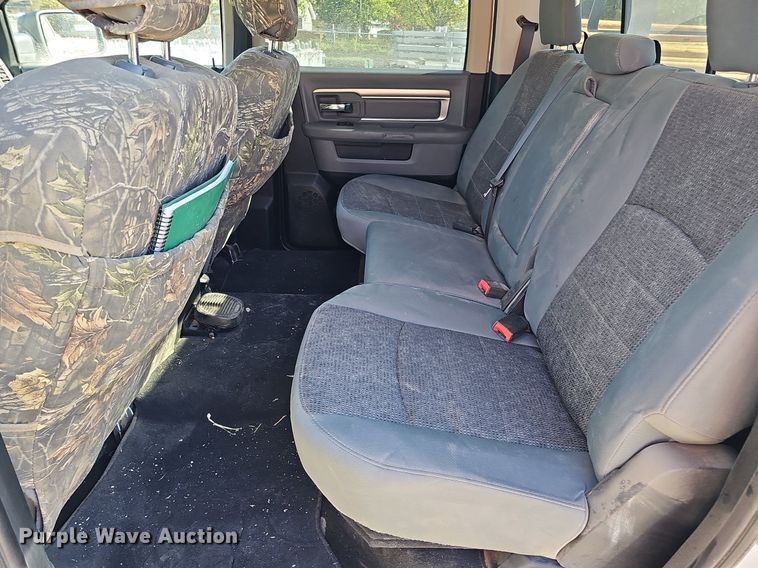 image for item DS5637 2018 Dodge Ram 1500  Crew Cab pickup truck