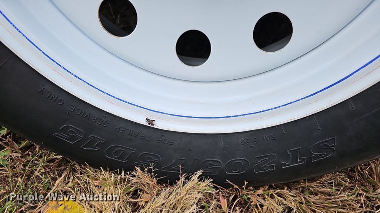 image for item DS5656 2015 Sharp  enclosed cargo trailer