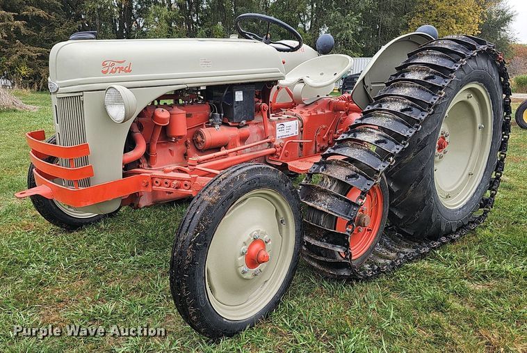 image for item DS5659 1947 Ford 8N  tractor