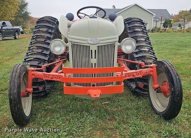 image for item DS5659 1947 Ford 8N  tractor
