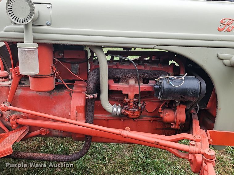 image for item DS5659 1947 Ford 8N  tractor