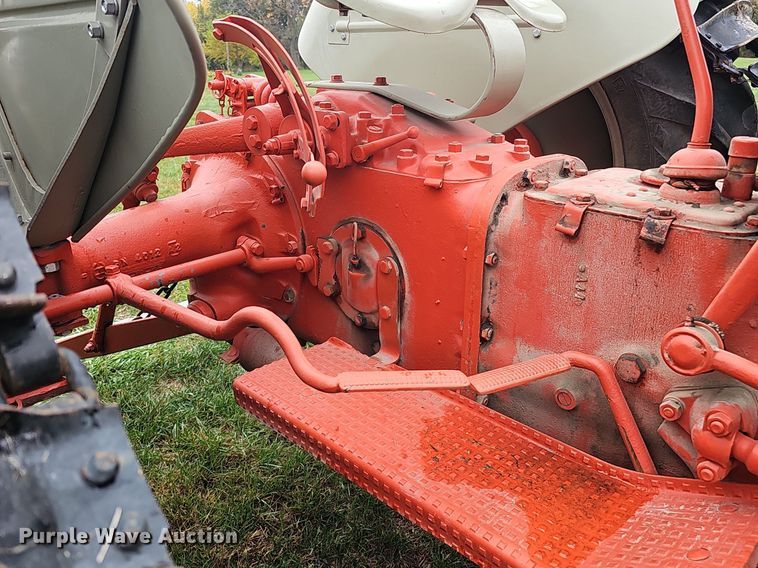 image for item DS5659 1947 Ford 8N  tractor