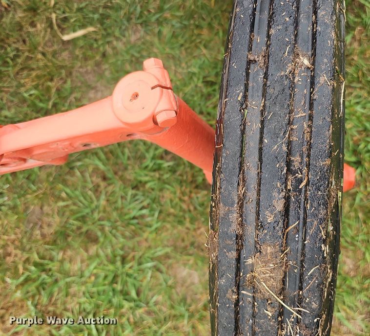 image for item DS5659 1947 Ford 8N  tractor