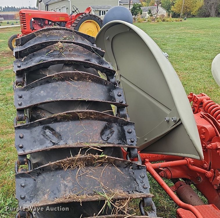 image for item DS5659 1947 Ford 8N  tractor