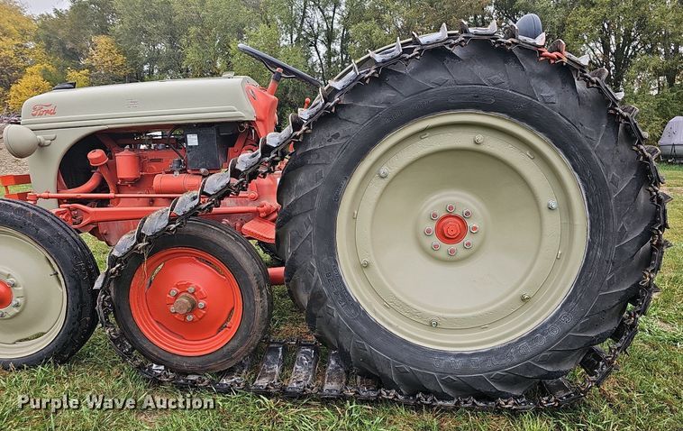 image for item DS5659 1947 Ford 8N  tractor