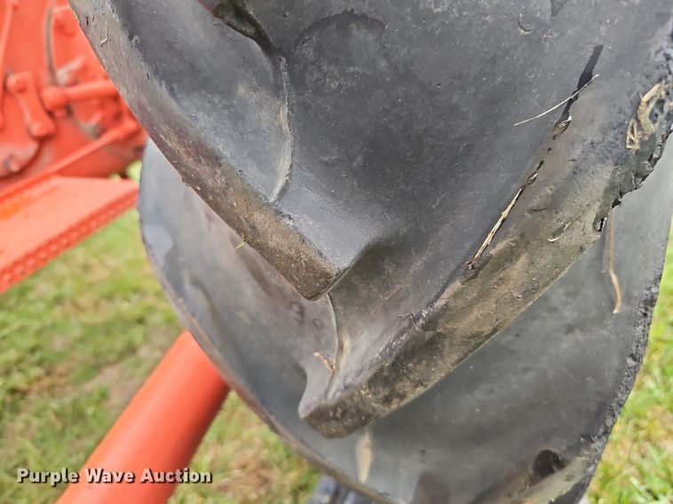 image for item DS5659 1947 Ford 8N  tractor