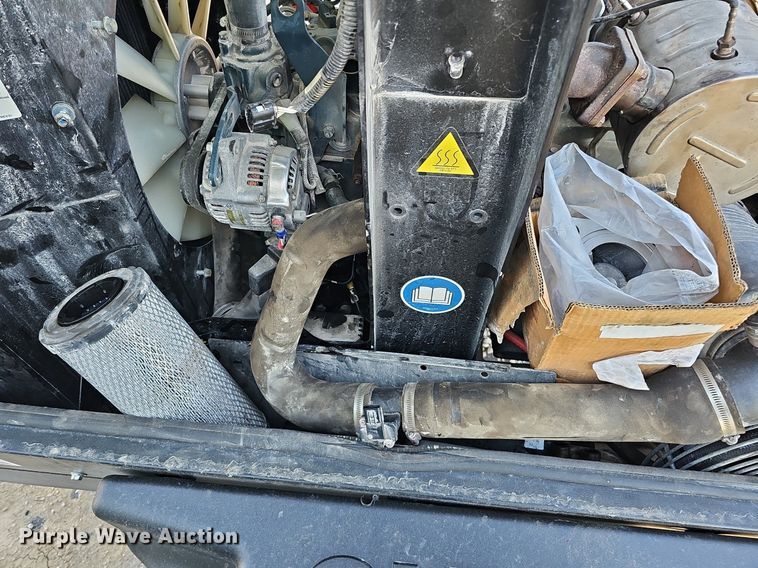 image for item DS5683 2018 Sullair 185D DPQ KU4F  air compressor