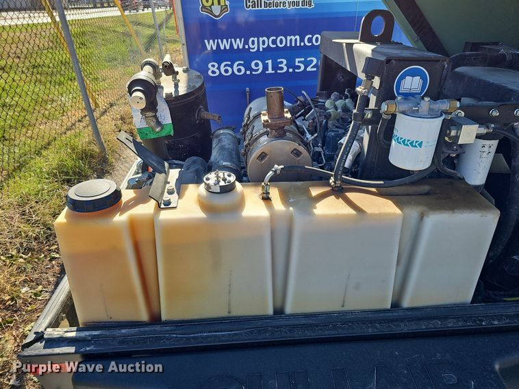 image for item DS5683 2018 Sullair 185D DPQ KU4F  air compressor