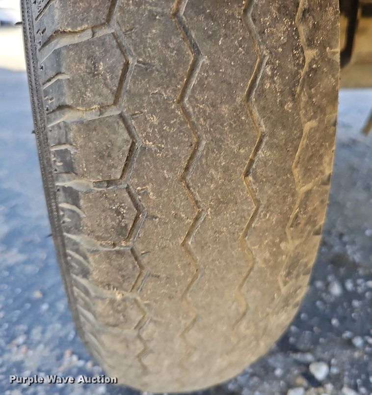 image for item DS5683 2018 Sullair 185D DPQ KU4F  air compressor