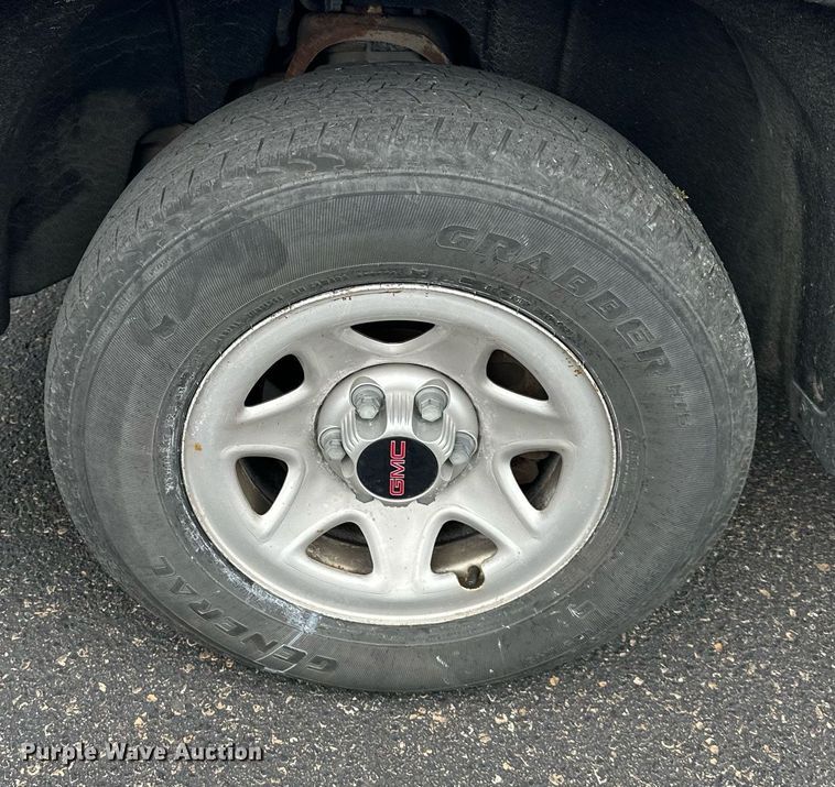 image for item DW2879 2016 GMC Sierra 1500  pickup truck