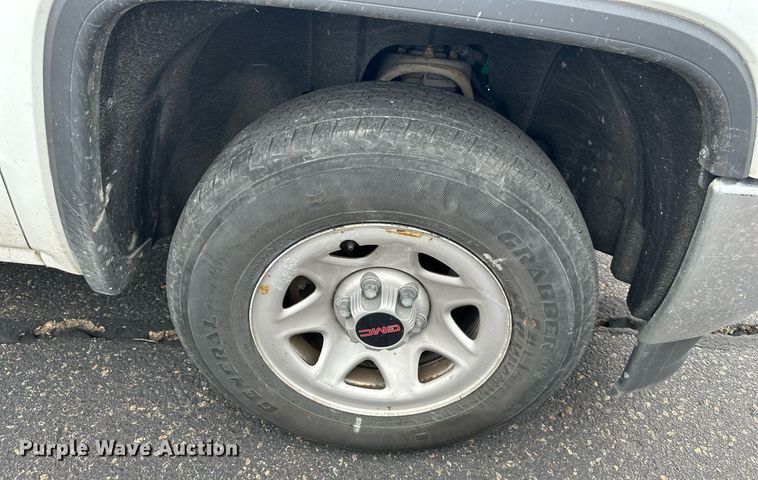 image for item DW2879 2016 GMC Sierra 1500  pickup truck