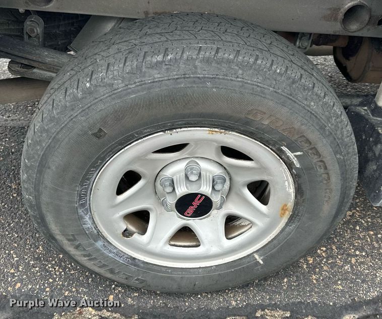 image for item DW2879 2016 GMC Sierra 1500  pickup truck