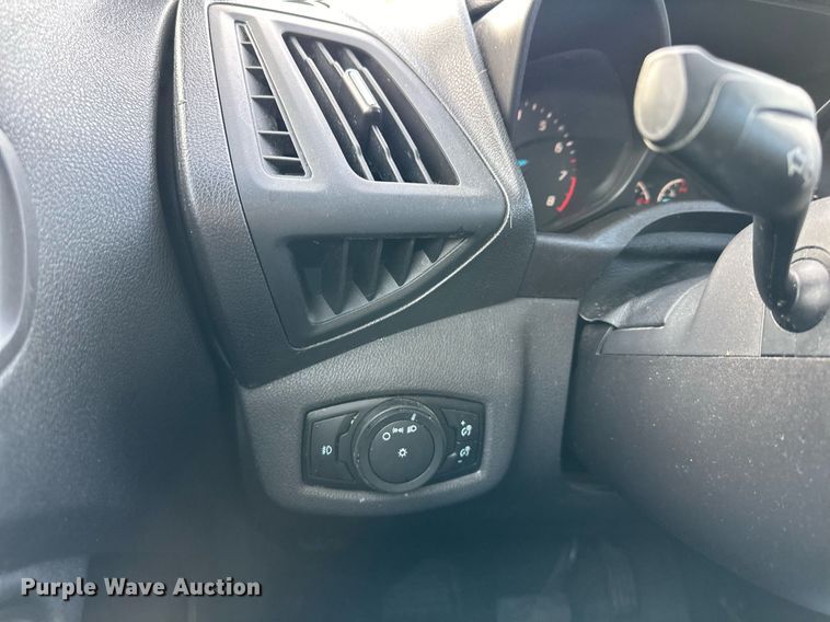 image for item DW2882 2016 Ford Transit Connect XLT  van