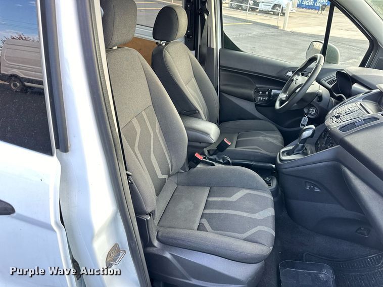 image for item DW2882 2016 Ford Transit Connect XLT  van