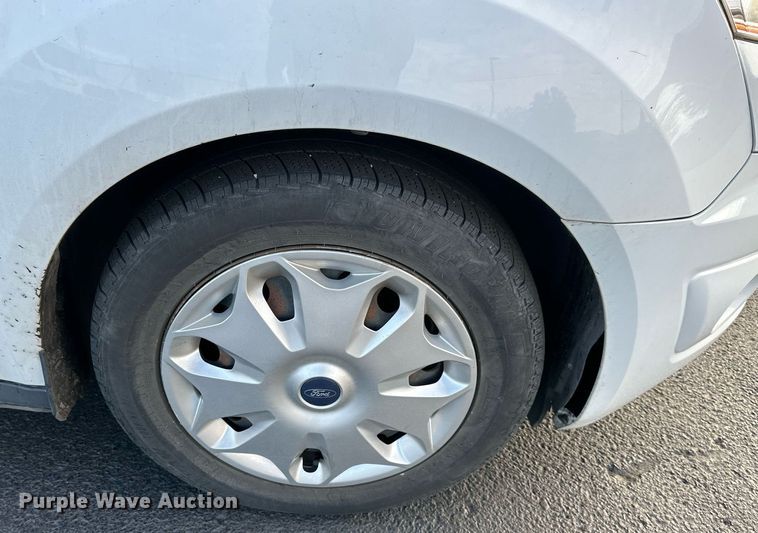 image for item DW2882 2016 Ford Transit Connect XLT  van