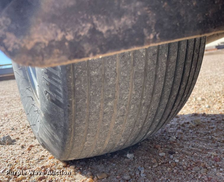 image for item GG9773 2006 Cushman Turf-Truckster  utility vehicle