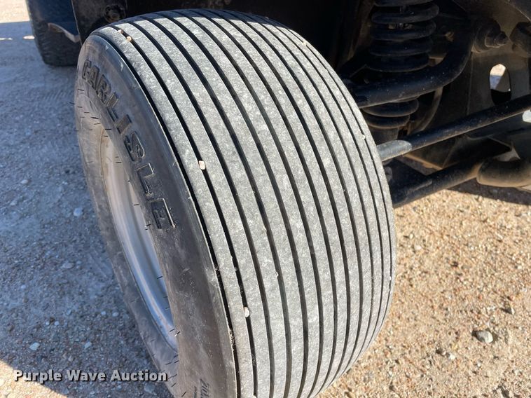 image for item GG9773 2006 Cushman Turf-Truckster  utility vehicle