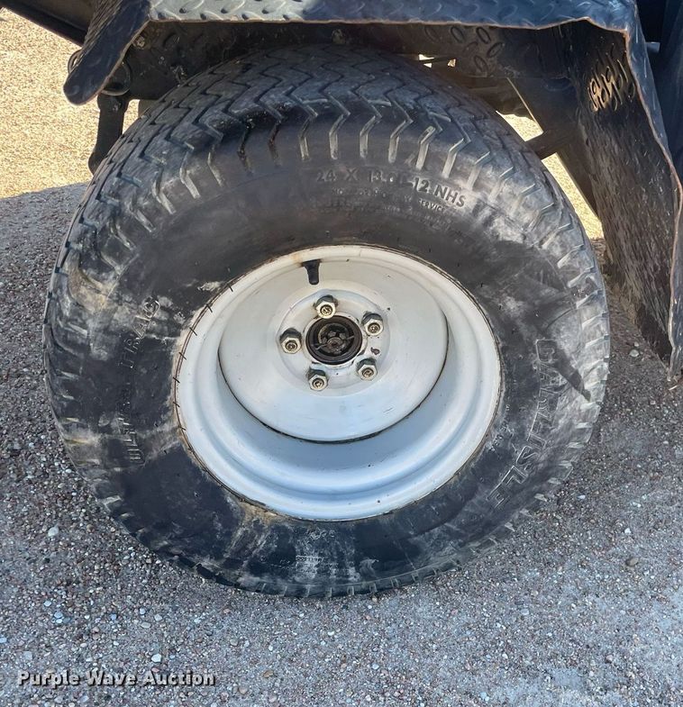 image for item GG9773 2006 Cushman Turf-Truckster  utility vehicle